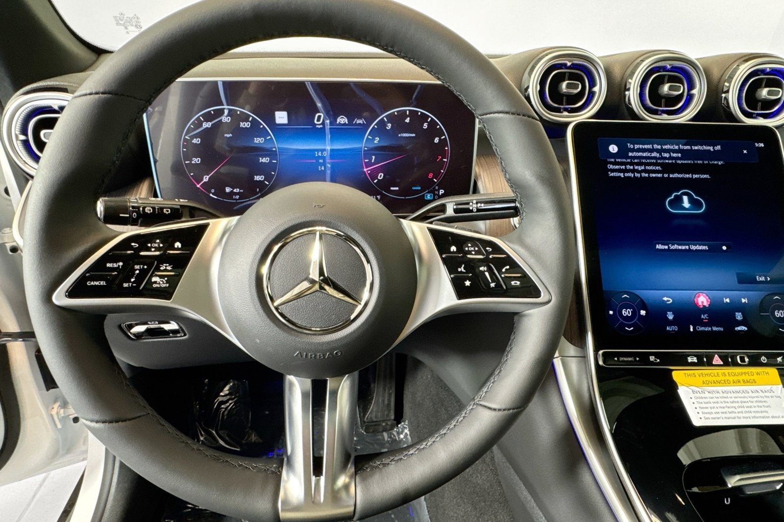 New 2026 Polar White Mercedes-Benz GLC 300 image 11