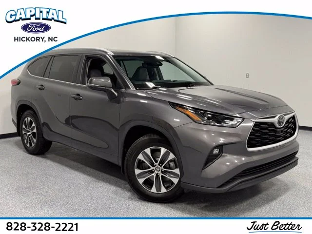Used 2023 Gray Toyota XLE image 1