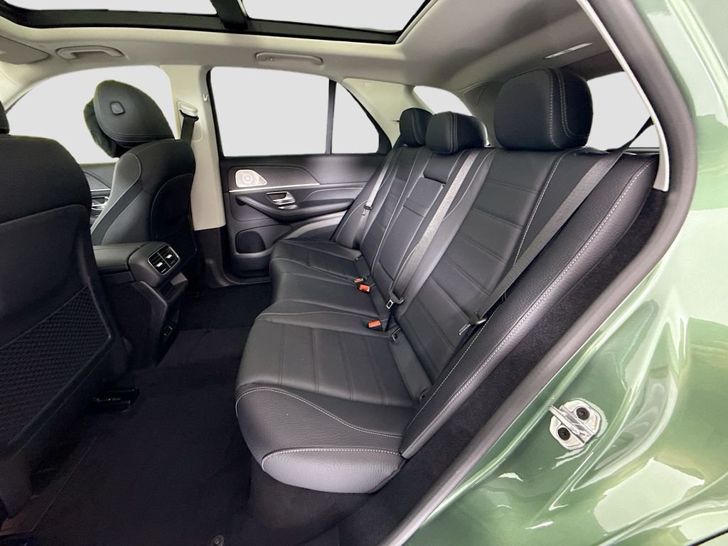 New 2026 MANUFAKTUR Ireland Mid Green Metallic Mercedes-Benz GLE 350 image 22