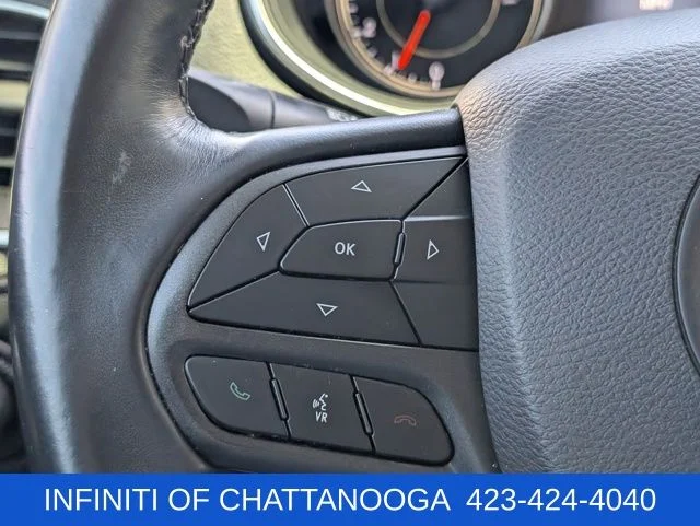 Used 2019 White Jeep Trailhawk image 24