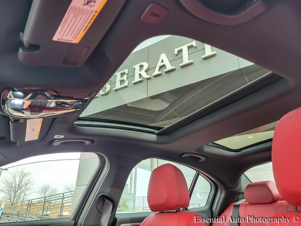 2025 ALFA ROMEO GIULIA (952) - Image 7