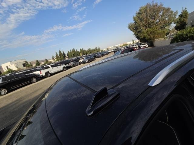 Used 2023 Silver GMC SLT image 3