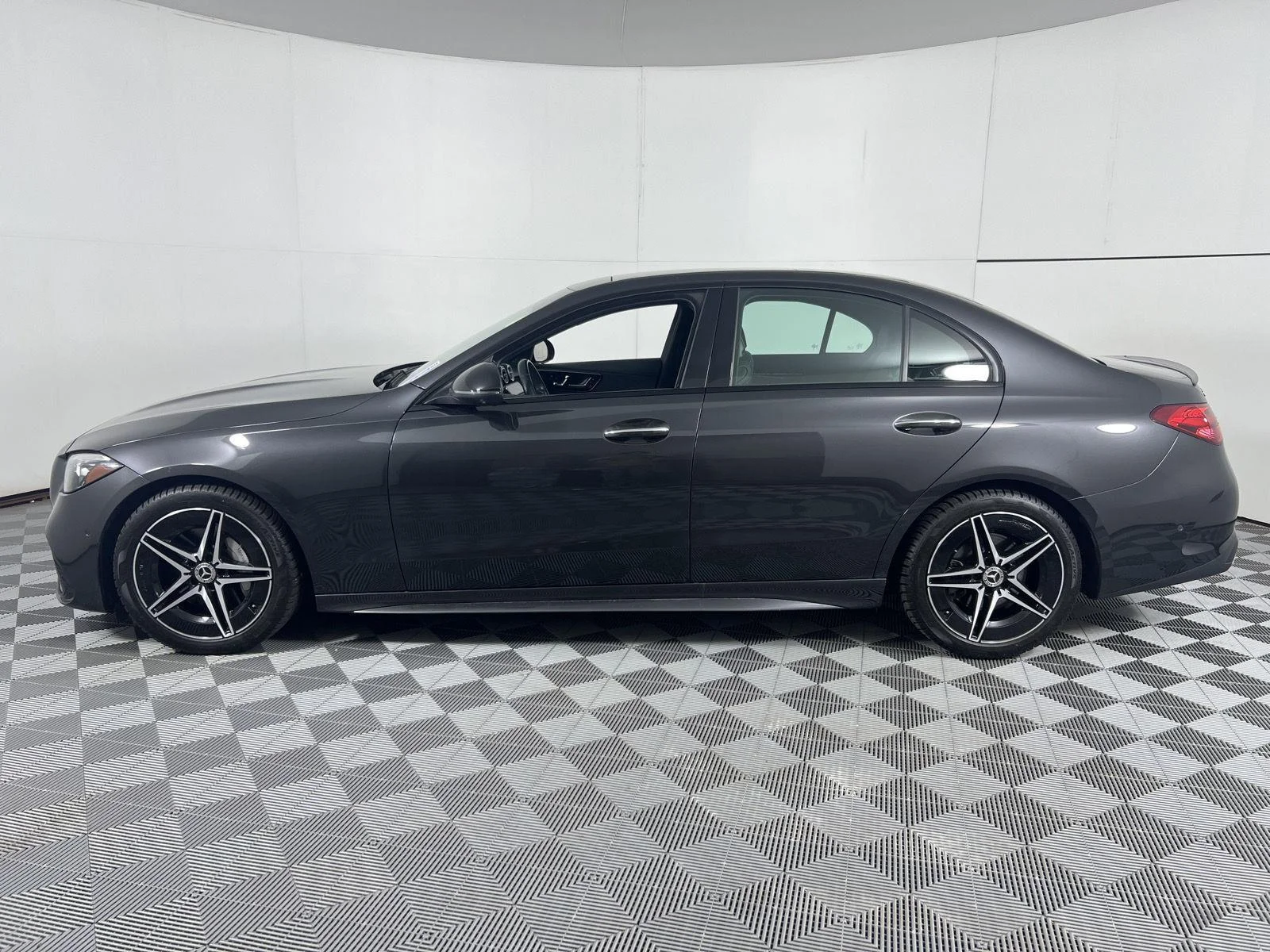 Used 2023 Graphite Grey Metallic Mercedes-Benz C 300 image 8
