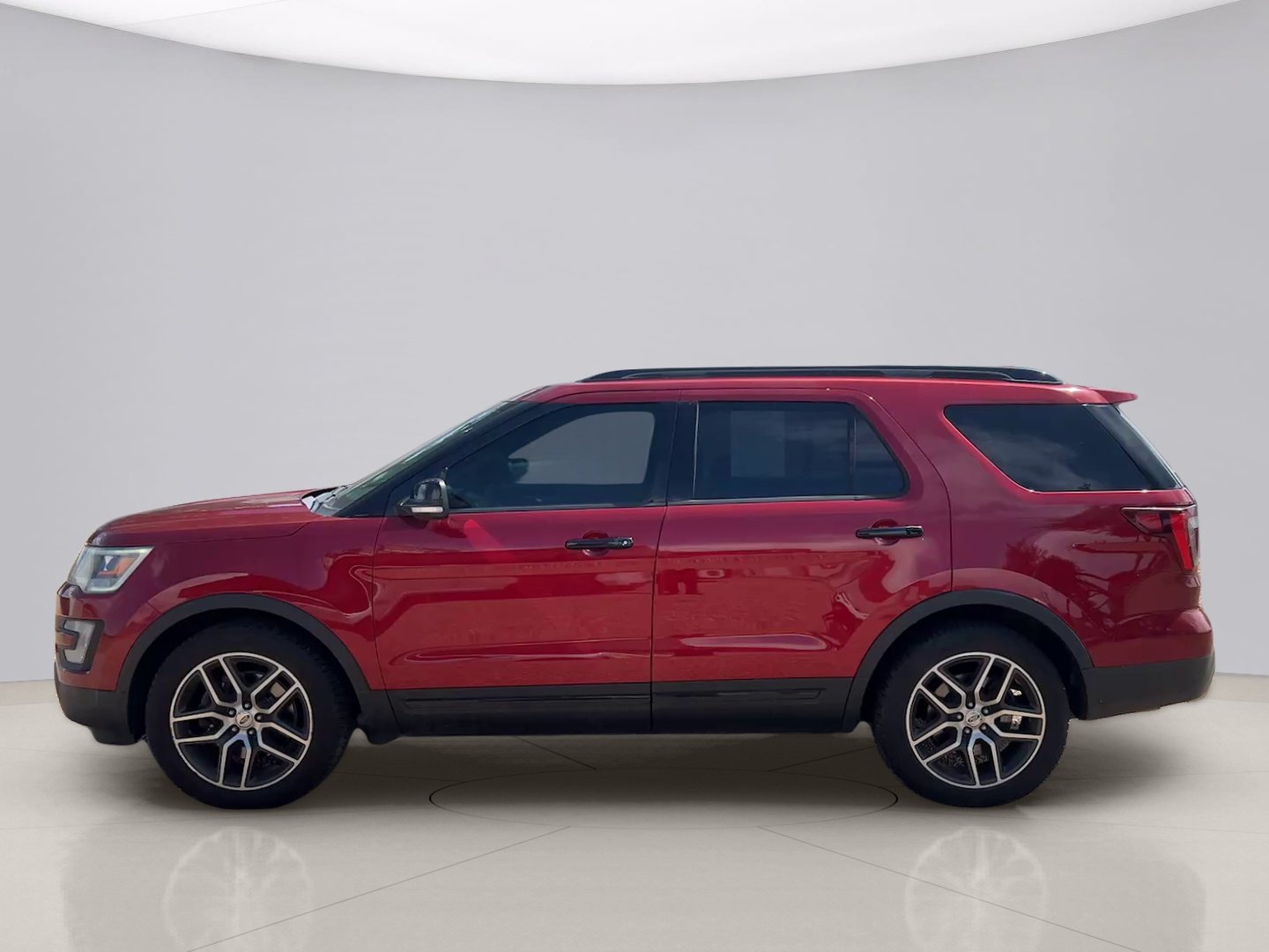 Used 2016 Red Ford SPORT image 2