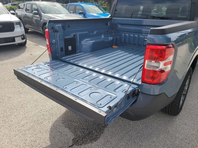 New 2026 Azure Gray Metallic Ford XLT image 10