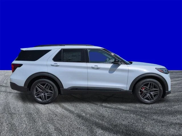 New 2026 Space White Metallic Ford ST image 3