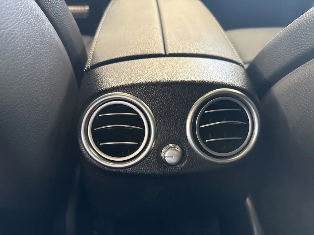 Used 2022 Blue Mercedes-Benz GLC 300 image 11