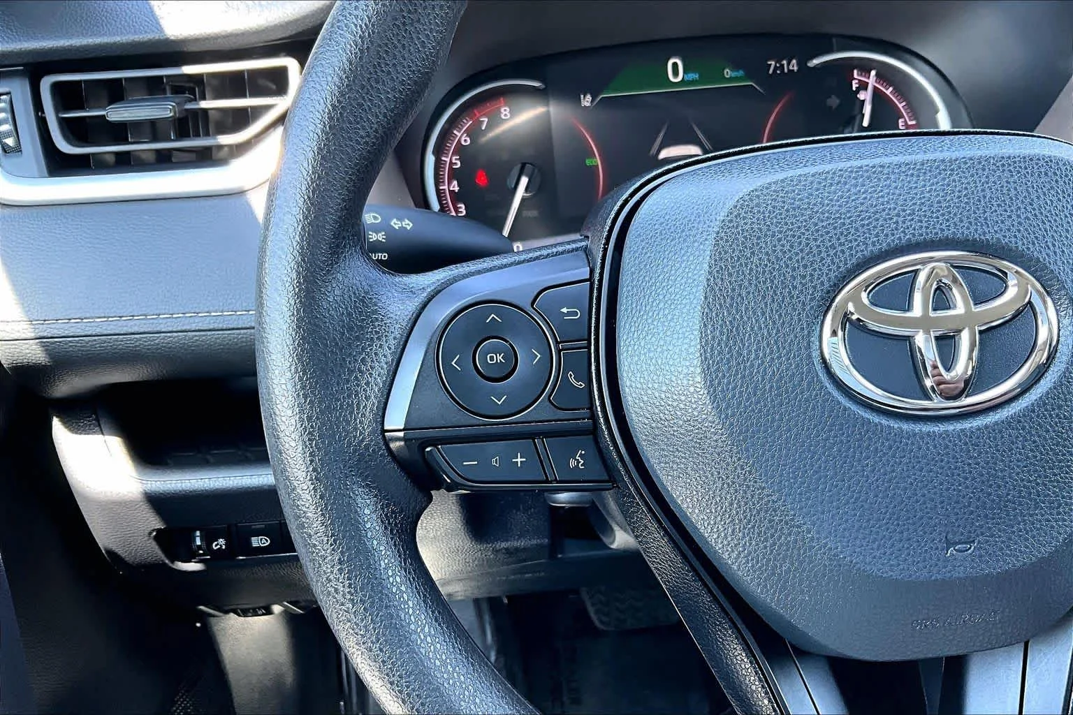 Used 2025 Magnetic Gray Metallic Toyota XLE image 24