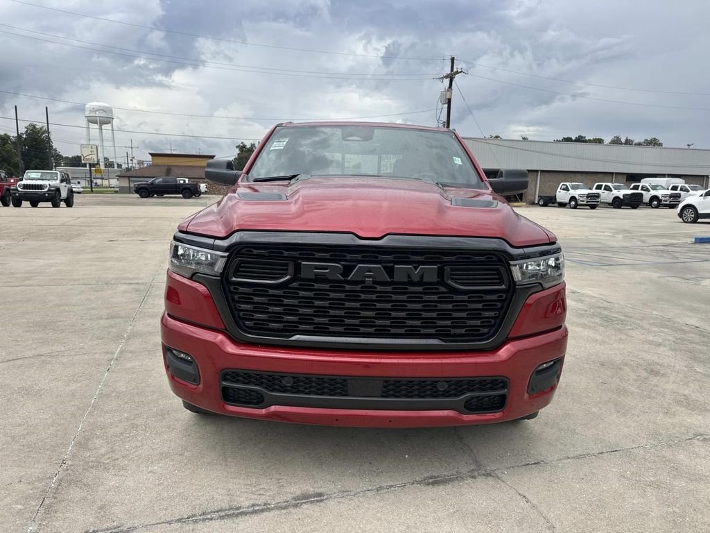 New 2027 Molten Red Pearl-Coat Exterior Paint RAM Express image 7