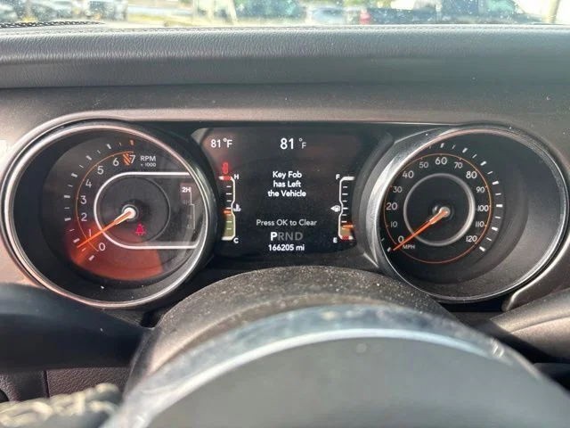 Used 2019 Black Jeep Unlimited Sahara image 6