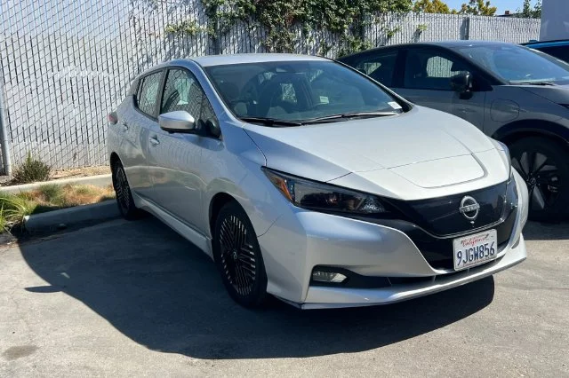 Used 2024 Silver Nissan SV Plus image 5
