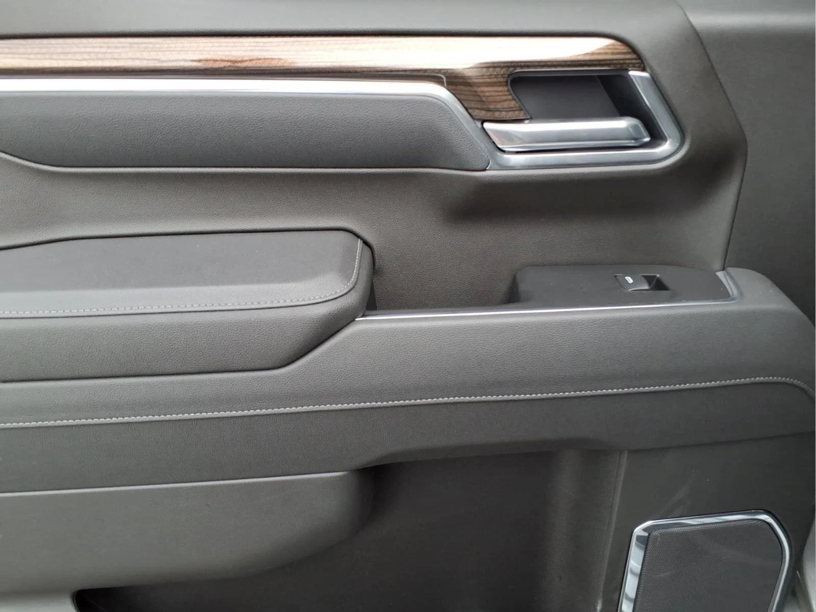 Used 2026 Sterling Gray Metallic Chevrolet RST image 11
