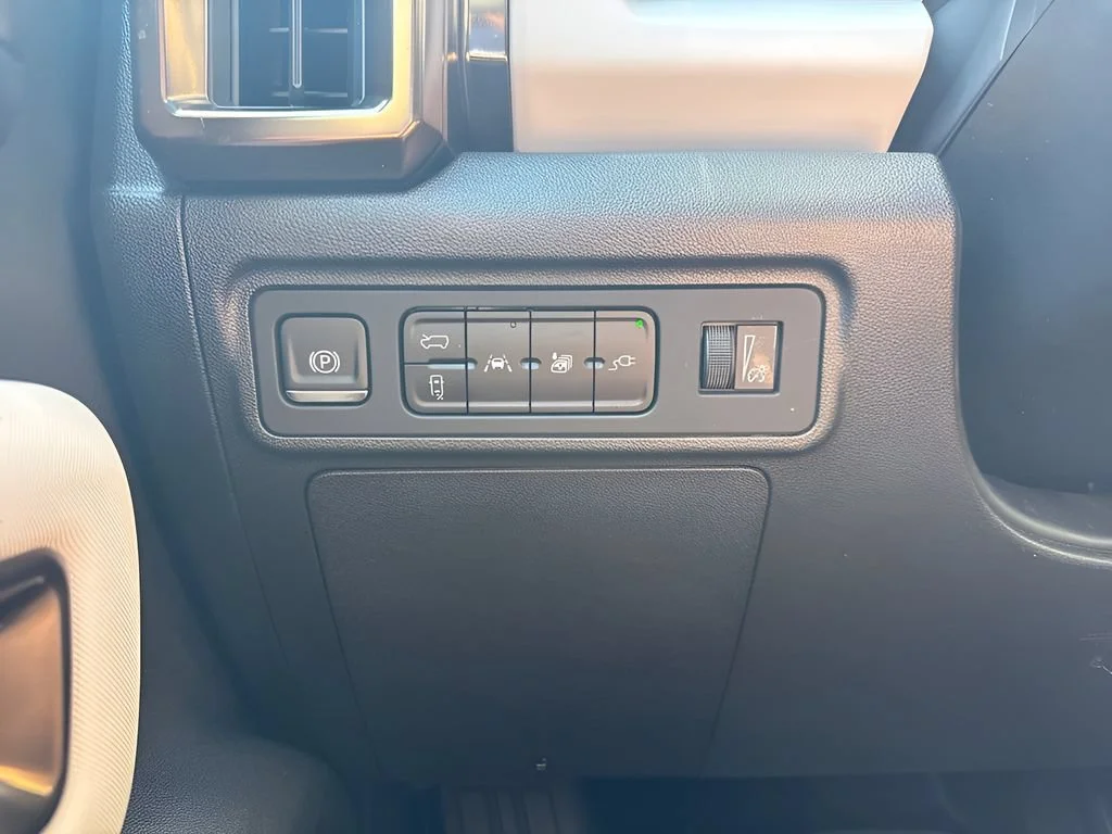 Used 2024 Supernova Metallic (Dark Blue) GMC 2X image 25