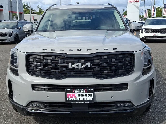 Certified Used 2022 Gray Kia SX image 3