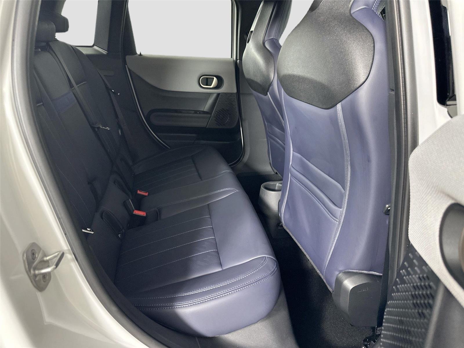 Used 2025 Nanuq White Metallic MINI Cooper S image 20
