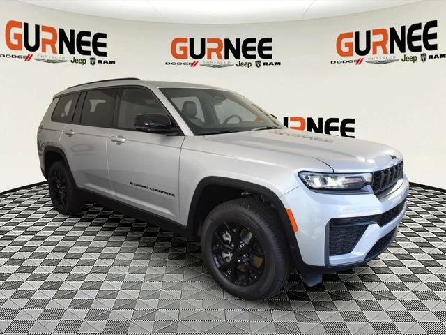 New 2026 Silver Zynith Exterior Paint Jeep Laredo Altitude image 11