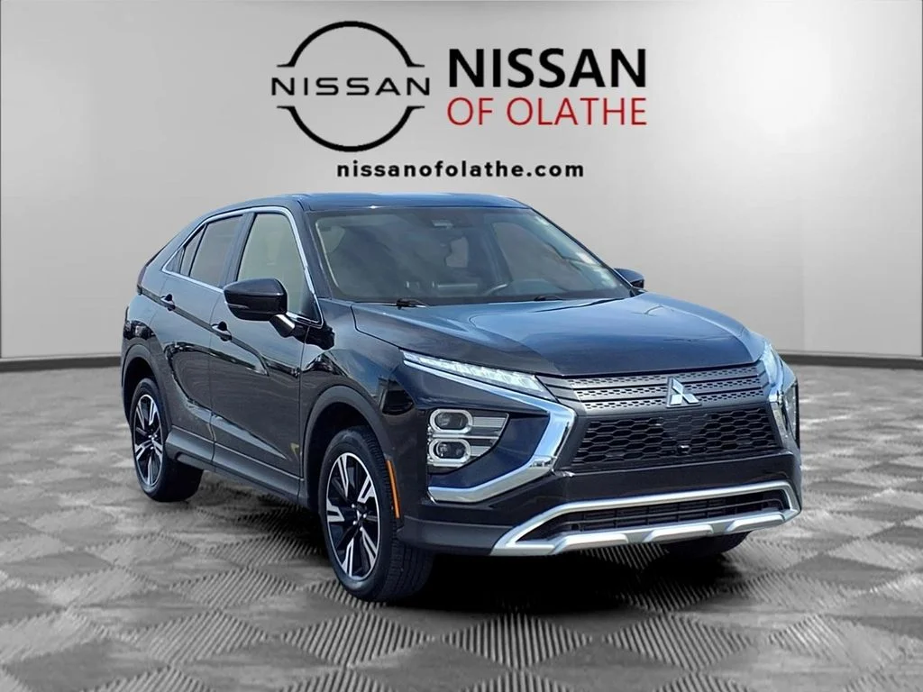 Used 2024 Black Mitsubishi  image 28