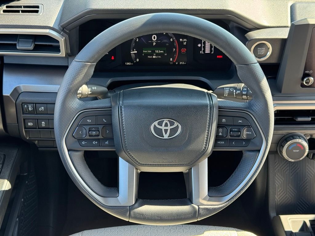 Used 2026  Toyota SR5 image 22
