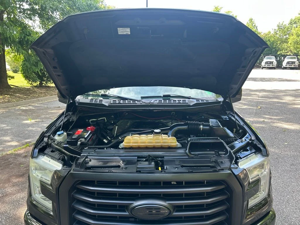 Used 2015 Black Ford Lariat image 12