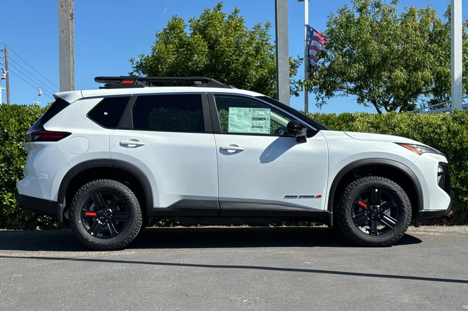 New 2026 Everest White Pearl TriCoat Nissan Rock Creek® image 3