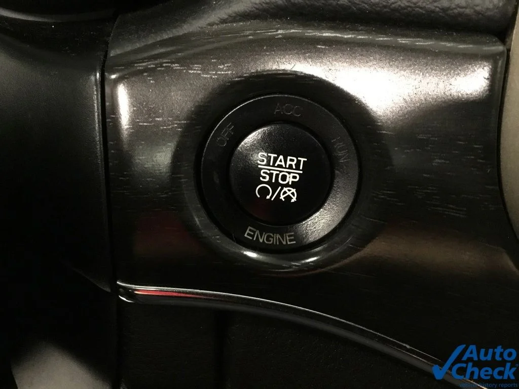 Used 2016 Silver Jeep Limited image 50