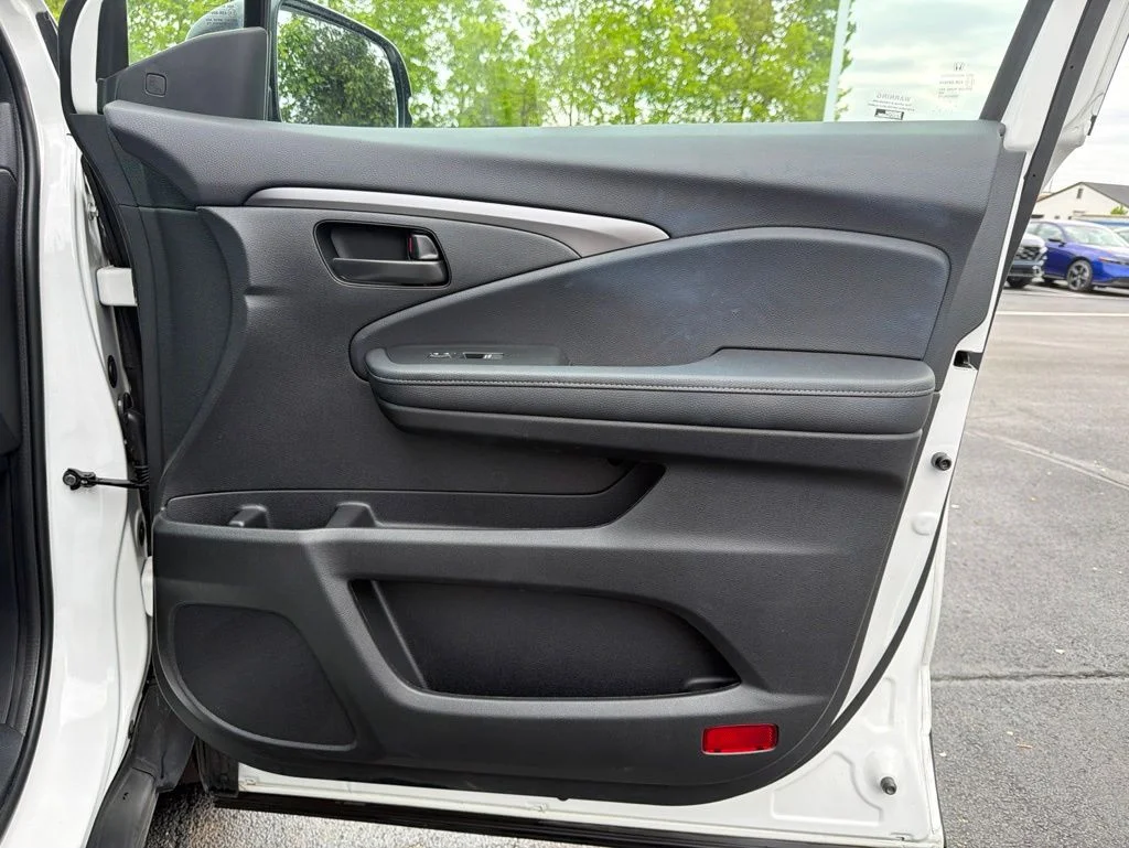 2023 Honda Passport EX-L - Photo 26