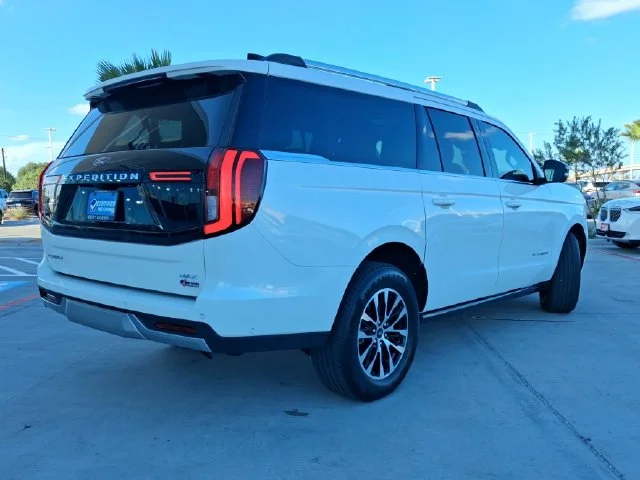 Used 2025 White Ford Platinum image 7