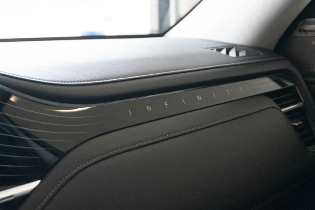 Used 2025 Silver INFINITI SENSORY image 42