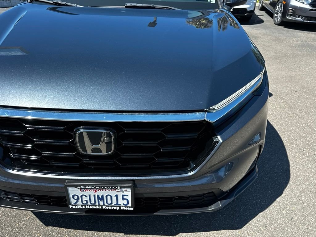 Used 2023 Canyon River Blue Metallic Honda EX image 5