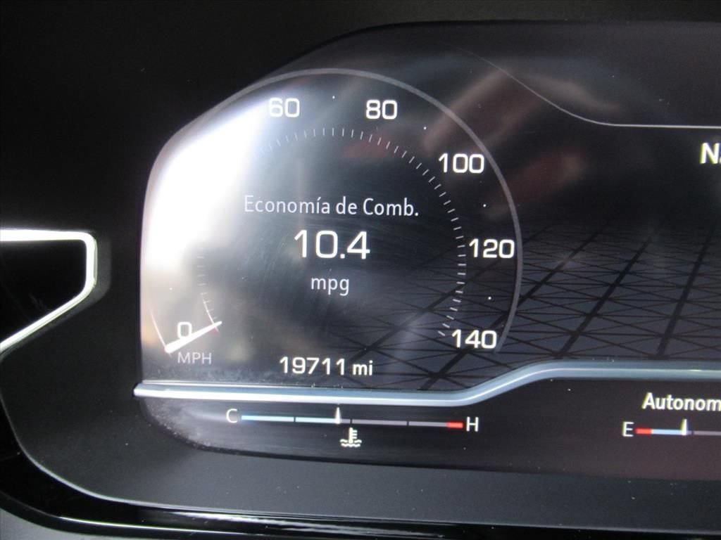 2024 GMC Yukon Denali - Photo 28