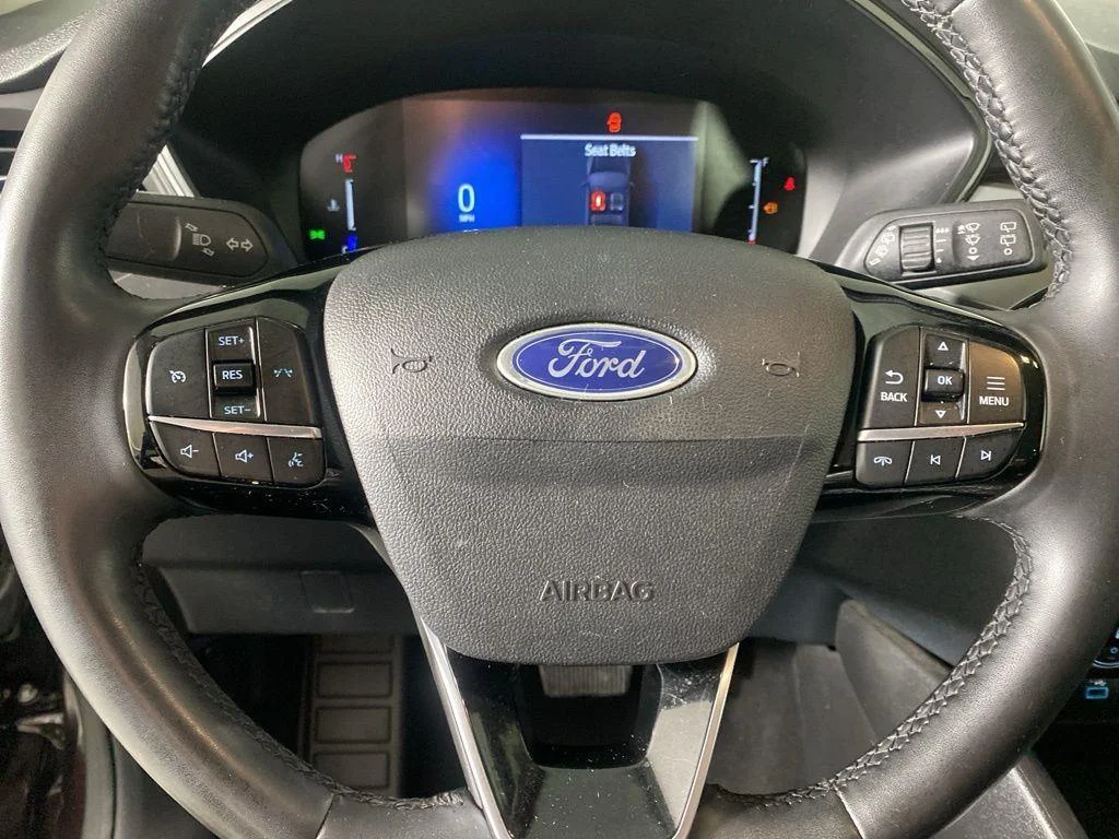 Used 2023 Cinnabar Red Ford Active image 15