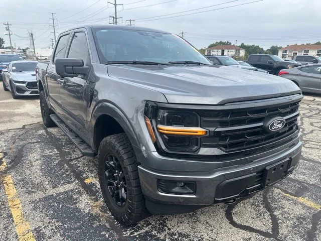 Used 2024 Gray Metallic Ford XLT image 5