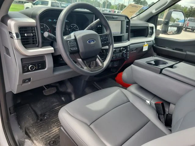 New 2026 Oxford White Ford XL image 20
