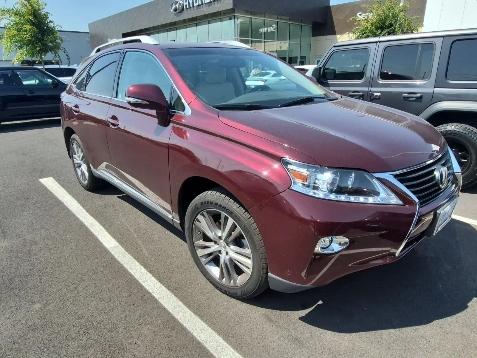 Used 2015 Red Lexus 350 image 3