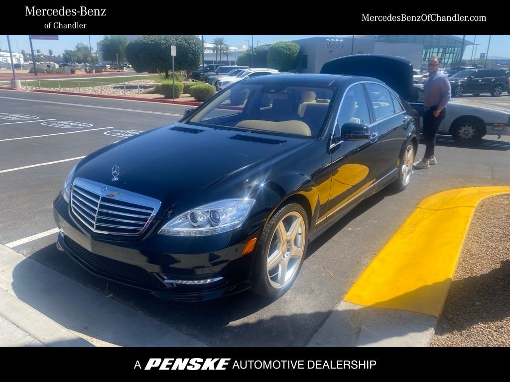 Used 2011 Black Mercedes-Benz S 550 image 1