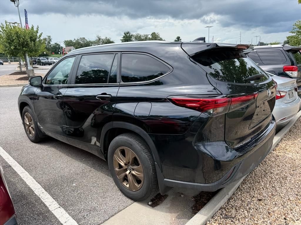Used 2023 Black Toyota Bronze Edition image 3
