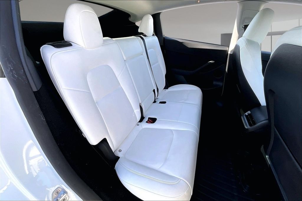Used 2024 Pearl White Multi-Coat Tesla Long Range image 23