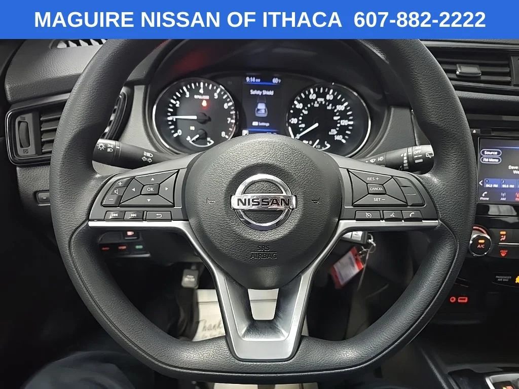 Used 2018 Gray Nissan S image 18