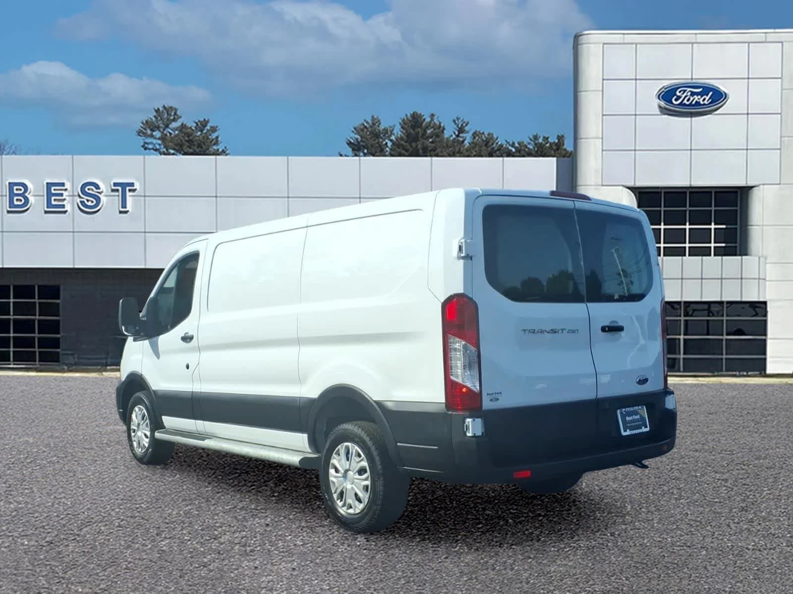 Used 2025 Oxford White Ford  image 4