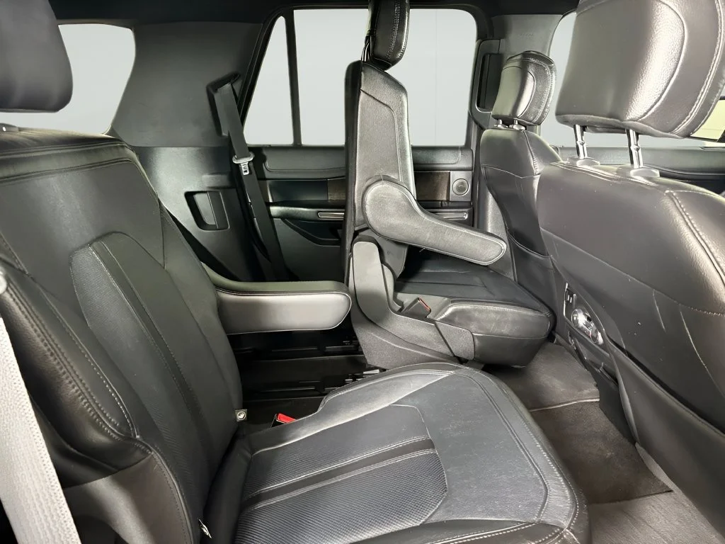 Used 2020 Black Ford Limited image 16