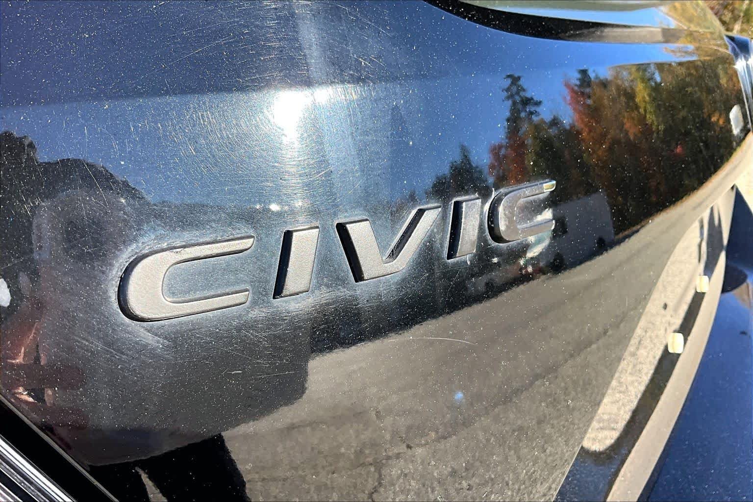 Used 2018 Crystal Black Pearl Honda EX image 10