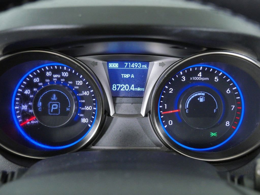 Used 2015 Black Hyundai 3.8 image 51