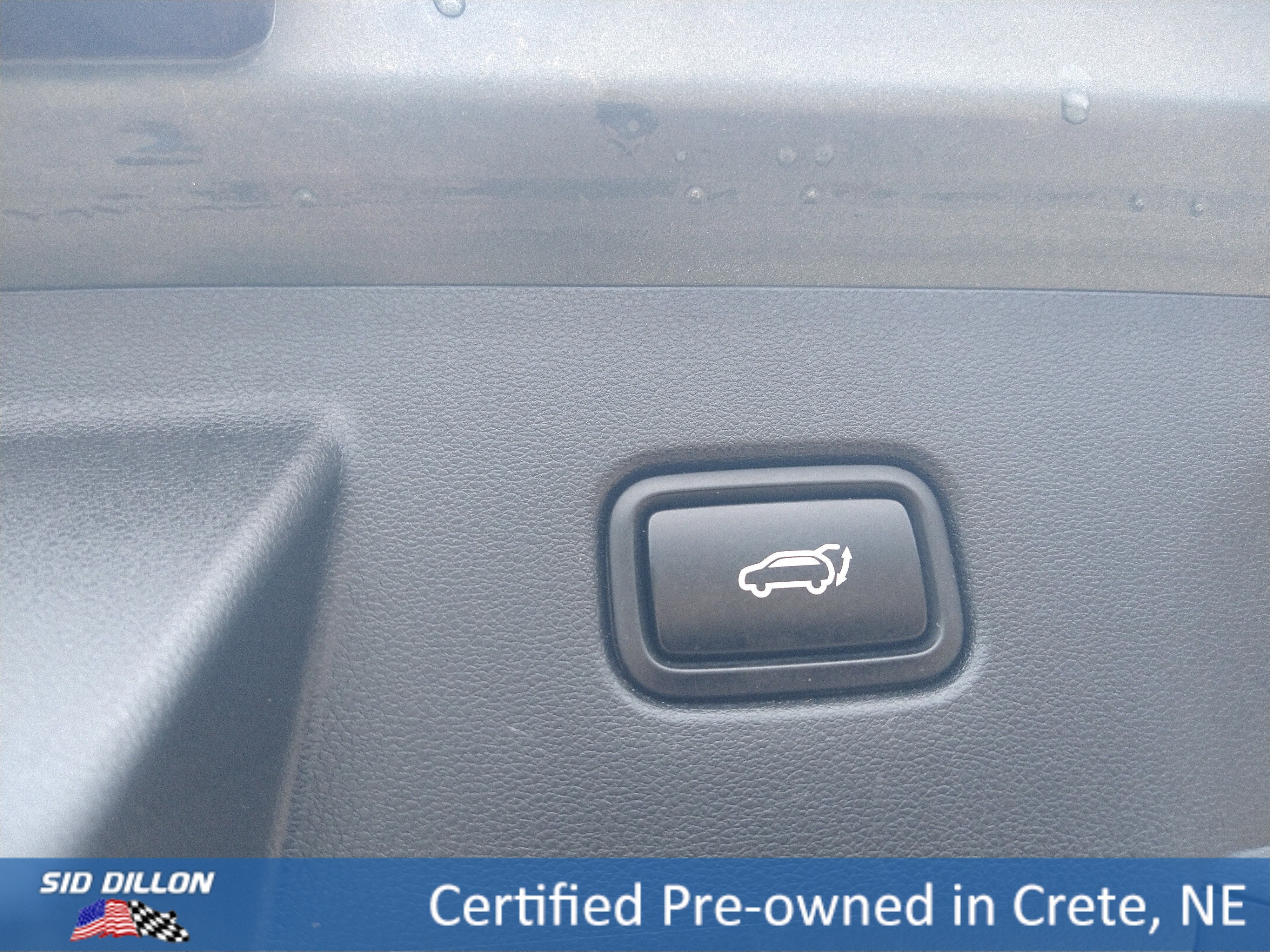 Used 2023 Amazon Gray Hyundai Limited image 17