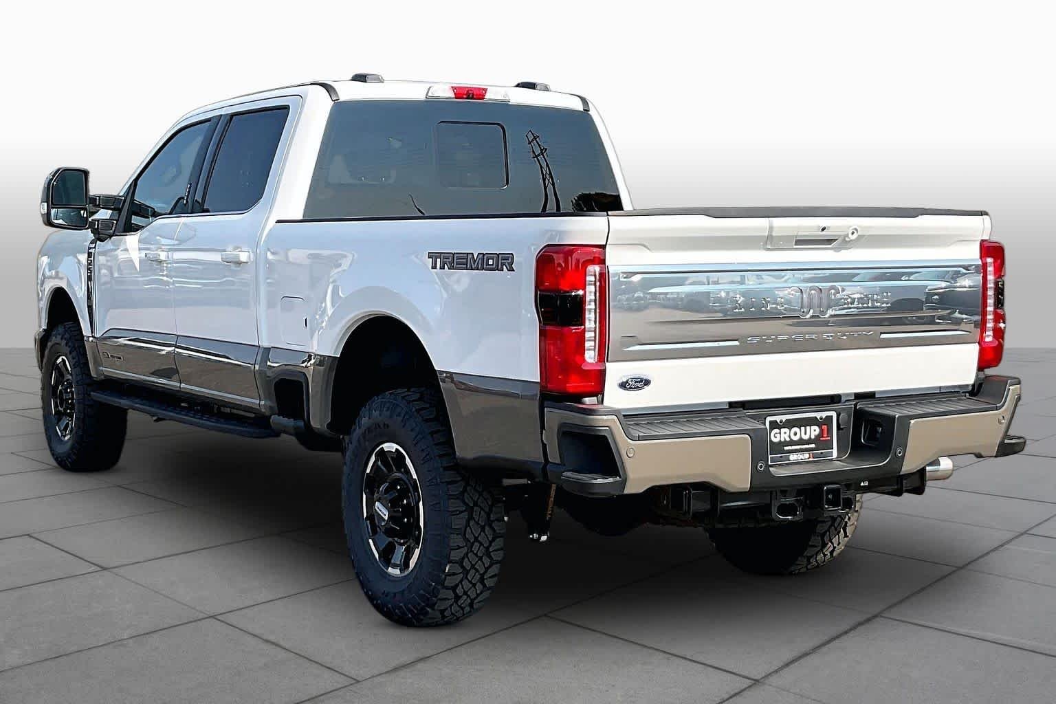 New 2026 Star White Metallic Tri-Coat Ford F-250® King Ranch® image 12