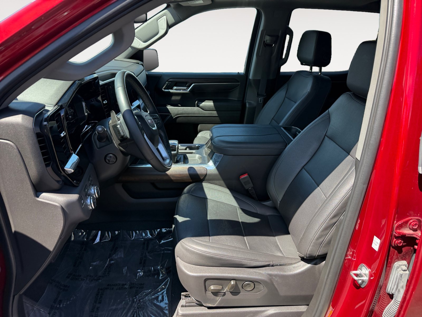 Used 2024 Volcanic Red GMC SLT image 10