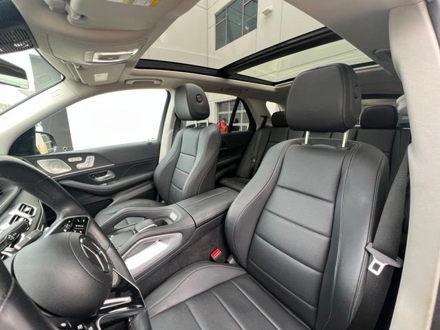 Used 2024 Black Mercedes-Benz GLE 450e image 25