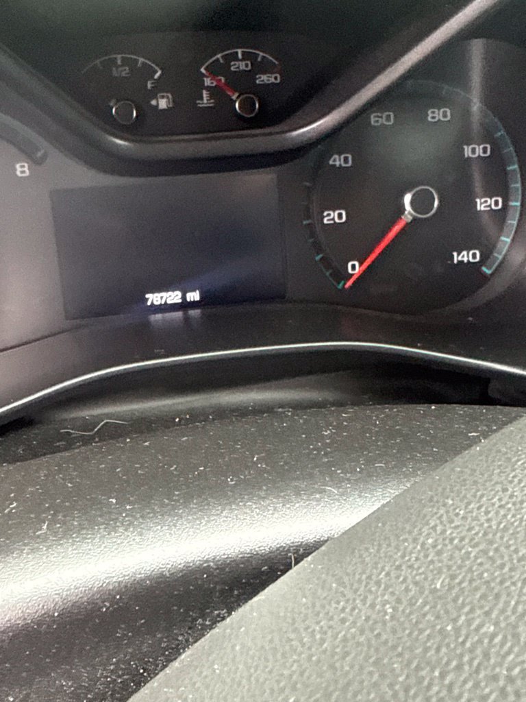 Used 2018 Blue Chevrolet Z71 image 8