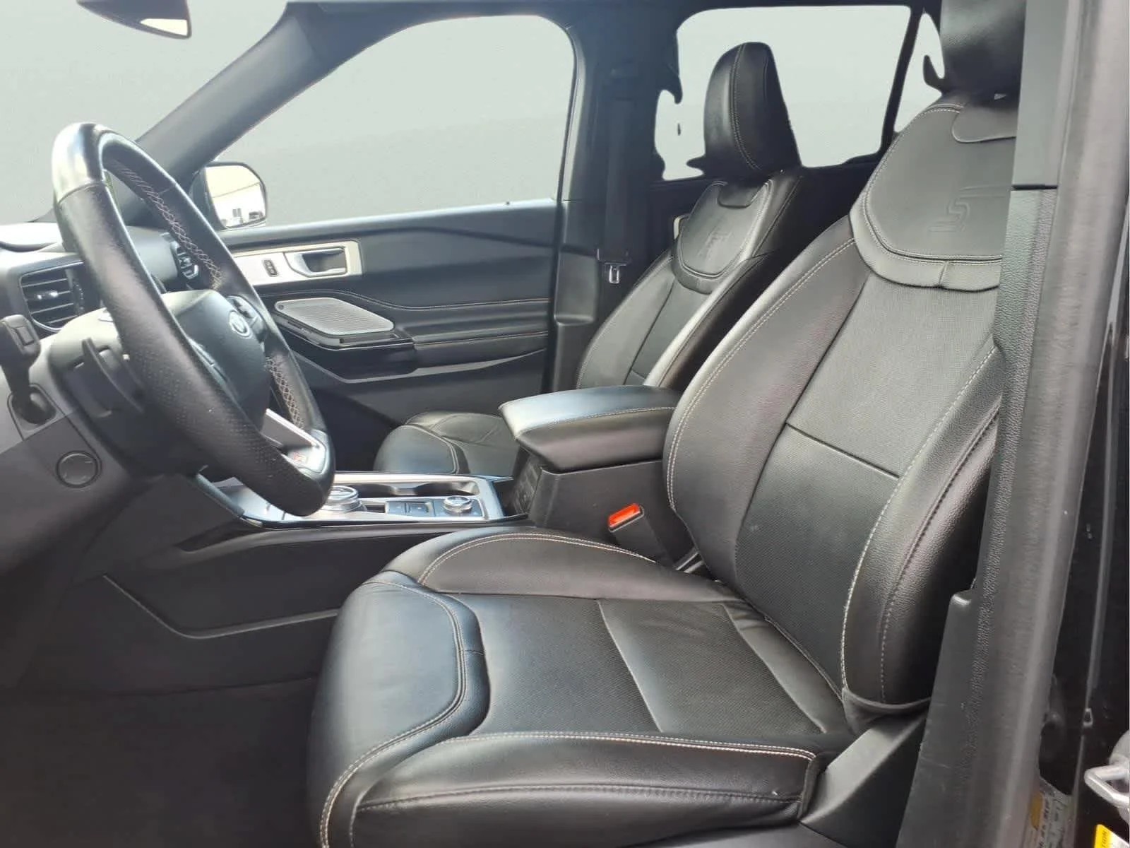 Used 2023 Agate Black Ford ST image 15