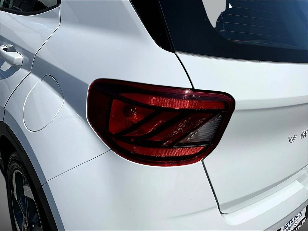 Certified Used 2022 White Hyundai SEL image 22