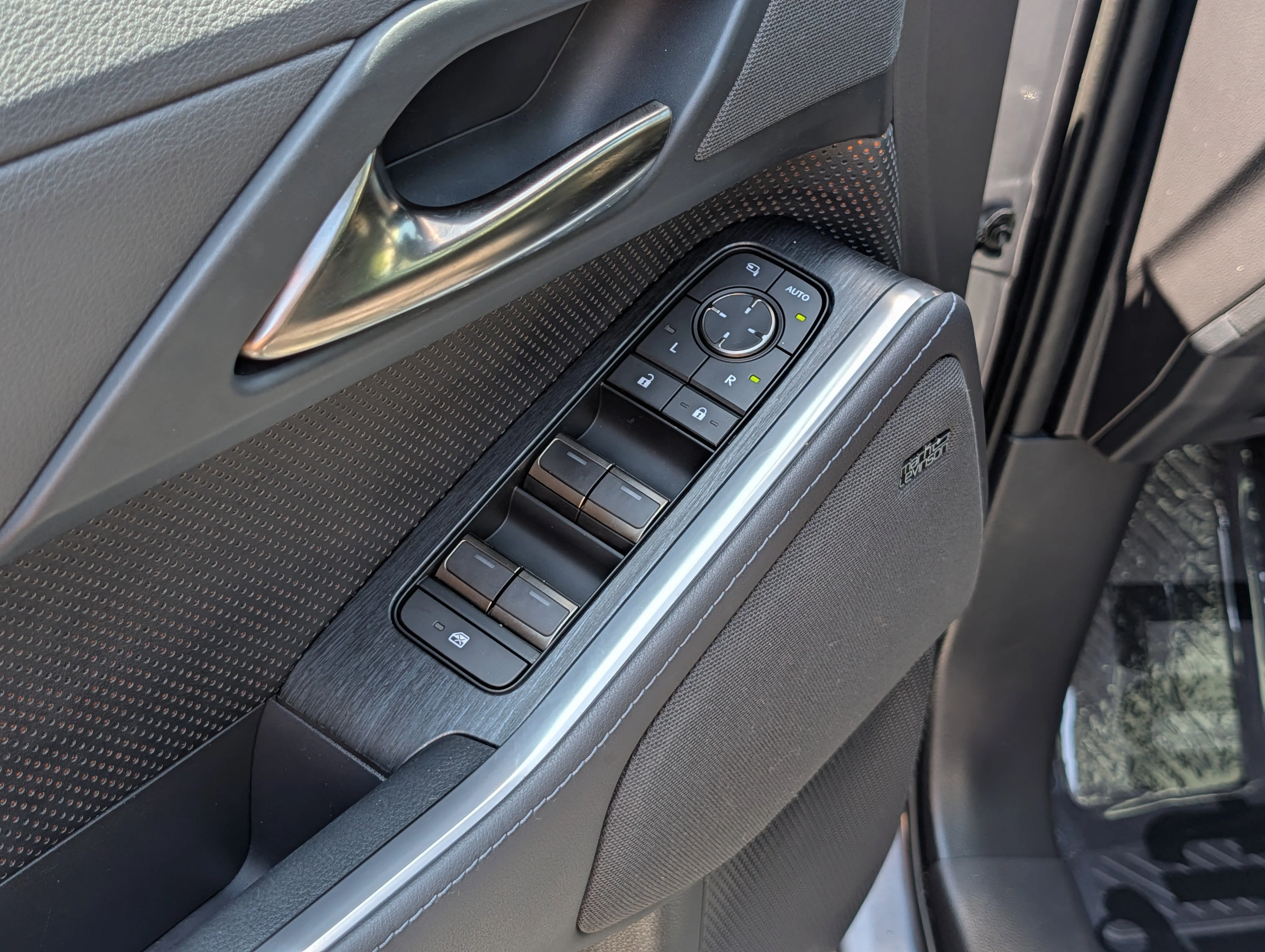 Used 2024 Nebula Gray Pearl Lexus GX 550 Luxury+ image 19